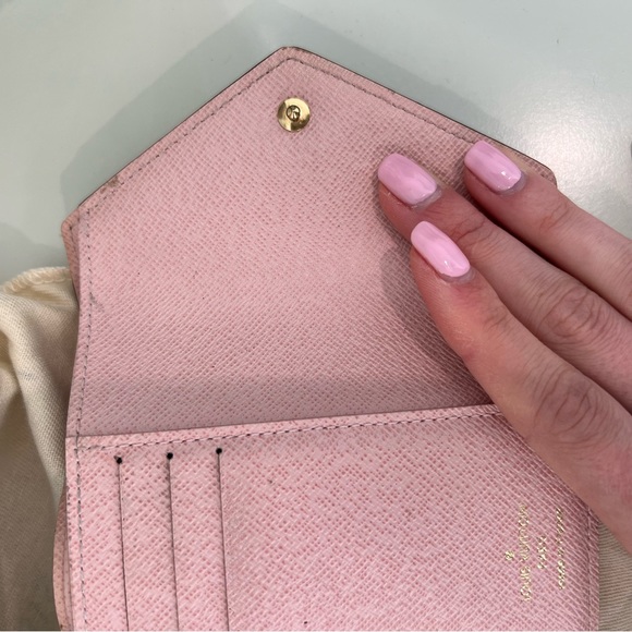 Louis Vuitton Victorine Wallet - Picture 5 of 15